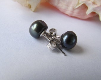 5-6 Smooth Black Potato Fresh Water Pearl,925 Stud Pearl Earrings,Black Earrings,Black Pearl Earrings,Birthday Gift,Weddings,Stud Earrings