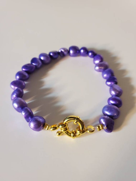 Amazon.com: CrystalAge Amethyst & Freshwater Pearl Bracelet with Clasp :  CrystalAge: Clothing, Shoes & Jewelry