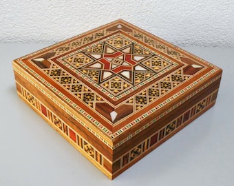 Vintage Mother of Pearl Inlay Jewelry Box: Arabesque Wood Marquetry
