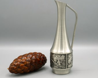 Vintage Norwegische Zinnkrug Vase: Norwegen Zinn, skandinavische figürliche Szenen, H19cm