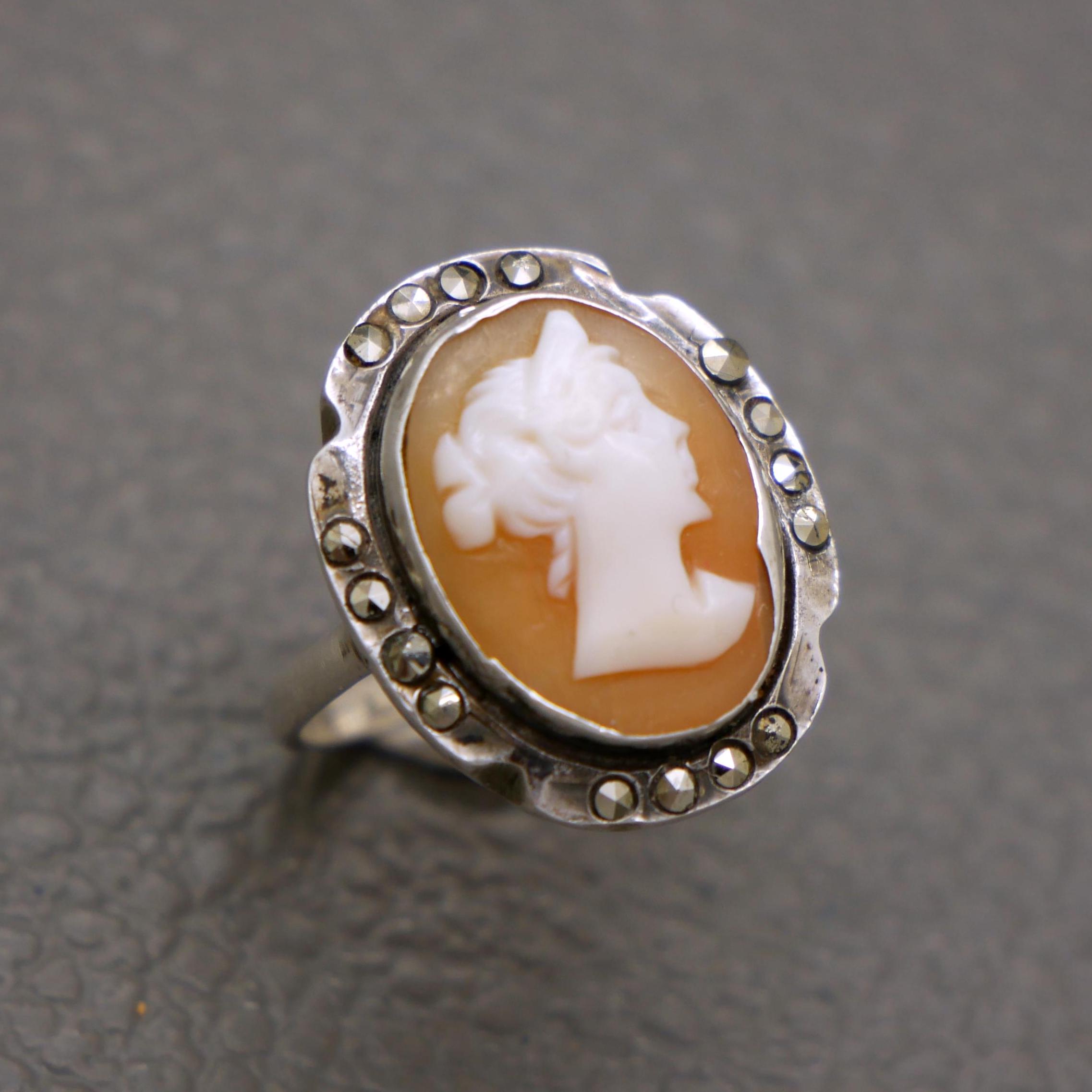 Shell Vintage Cameo in Silver - Etsy