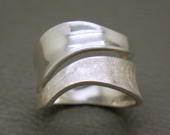 bague large en argent sterling vintage avec finition brossée et polie, bague de pouce au design moderniste, bijoux unisexes artisanaux fabriqués à la main, KW1