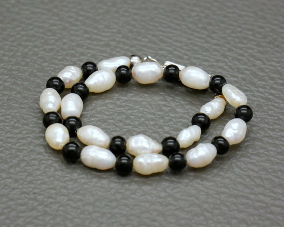 Baroque Pearl Bracelet, natural freshwater pearl … - image 2