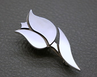 Vintage Sterling Silver Tulip Brooch - Elegant Modernist Design Pin - 1970's Artisan Jewelry - KW5