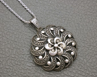 Vintage 835 Silver Flower Pendant: Mid-century Filigree Jewelry