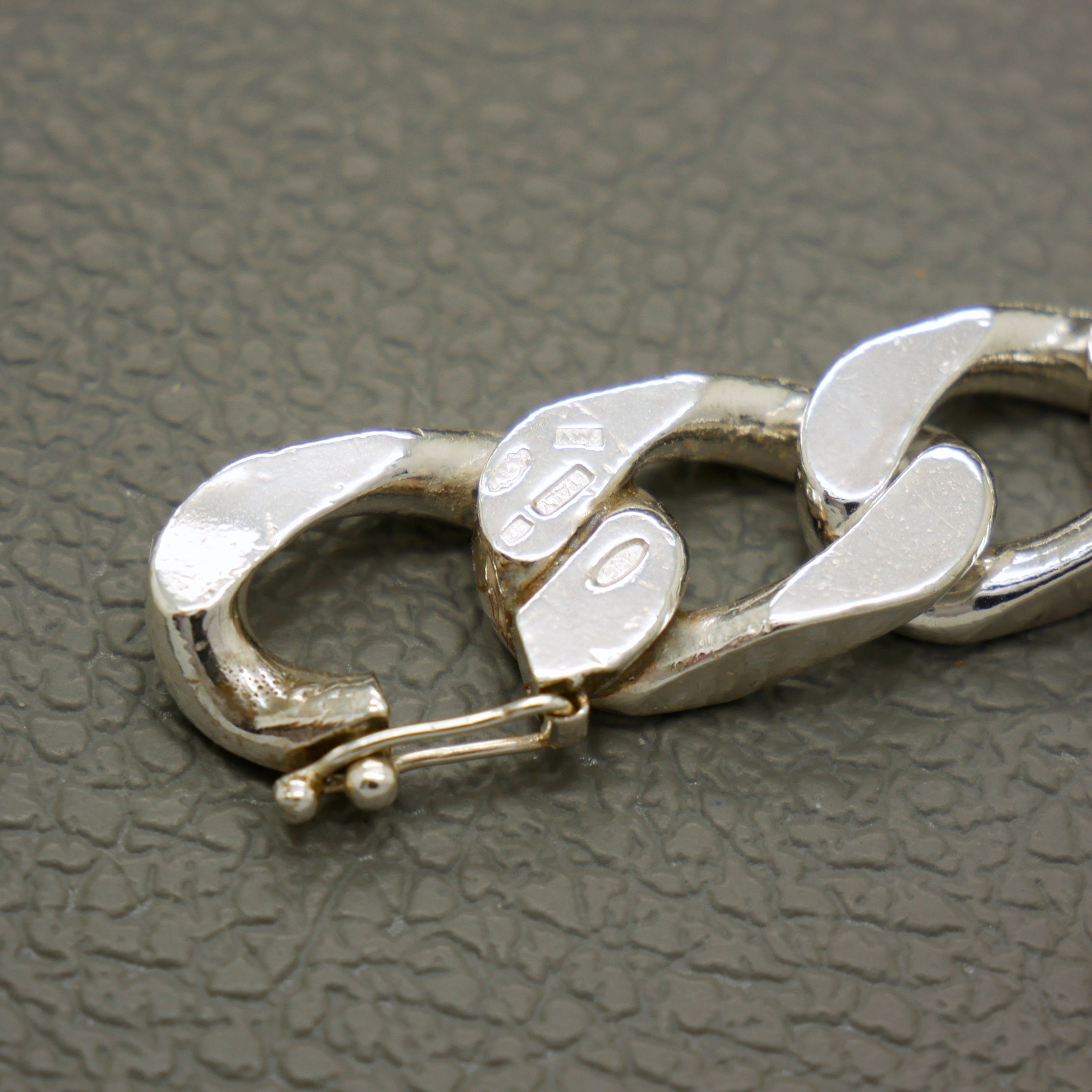 Vintage 835 Silver Chain Bracelet 67 Grams, Brutalist Design Solid Silver Curb Chain, Unisex Bracelet, Mid Century Jewelry, KW3 - Etsy UK Vintage 835 Silver Chain Bracelet 67 Grams, Brutalist Design Solid Silver Curb Chain, Unisex Bracelet, Mid Century Jewelry, KW3 - Etsy UK