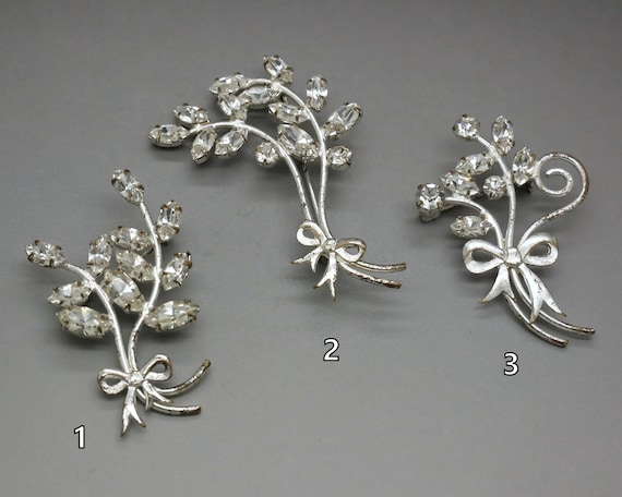 Broche Ancienne Art Nouveau En Acier - Strass Et Bouquet - Occasion Portée