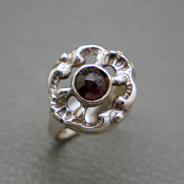 Vintage Garnet Ring, 835 Silver & Rose Cut Natural Garnet Stone, Dutch Heritage Victorian Style Jewelry, January Birthstone, KW2