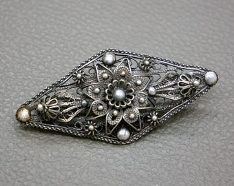 Vintage 800 silver brooch with large sapphire blue crystal Vintage 800 silver brooch with large sapphire blue crystal