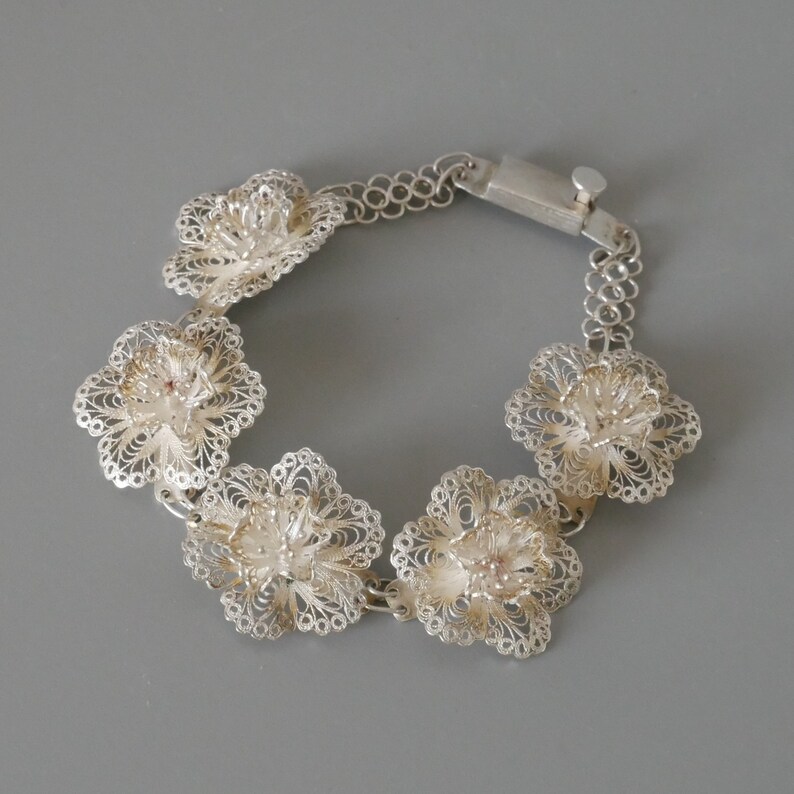 Vintage filigree silver bracelet Flower design hallmarked silver bracelet 1950/'s mid century Javanese Yogya silver jewelry