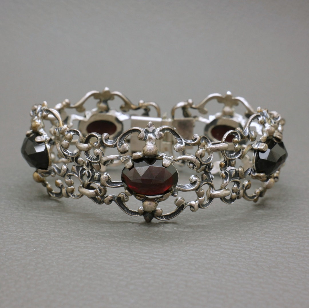 Plum Hues - Vintage Sterling Silver Crystal Rhinestone Bracelet (VB073 –  Rarities Antique Jewelry