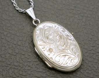 Vintage 835 Silver Photo Locket, Oval Pendant with Etched Floral & Foliage Ornament, mid century vintage jewelry, optional rope chain, KW5