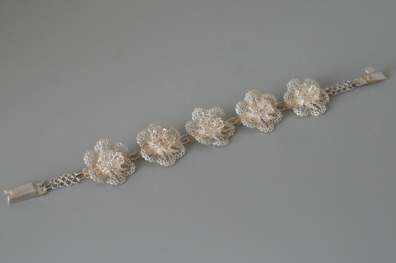 Vintage filigree silver bracelet Flower design hallmarked silver bracelet 1950/'s mid century Javanese Yogya silver jewelry