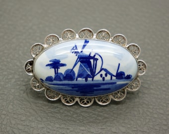 Delft Blue & 835 Silver Filigree Brooch, Handpainted Delftware Dutch Windmill Landscape Brooch, Mid Century Jewelry, KW2