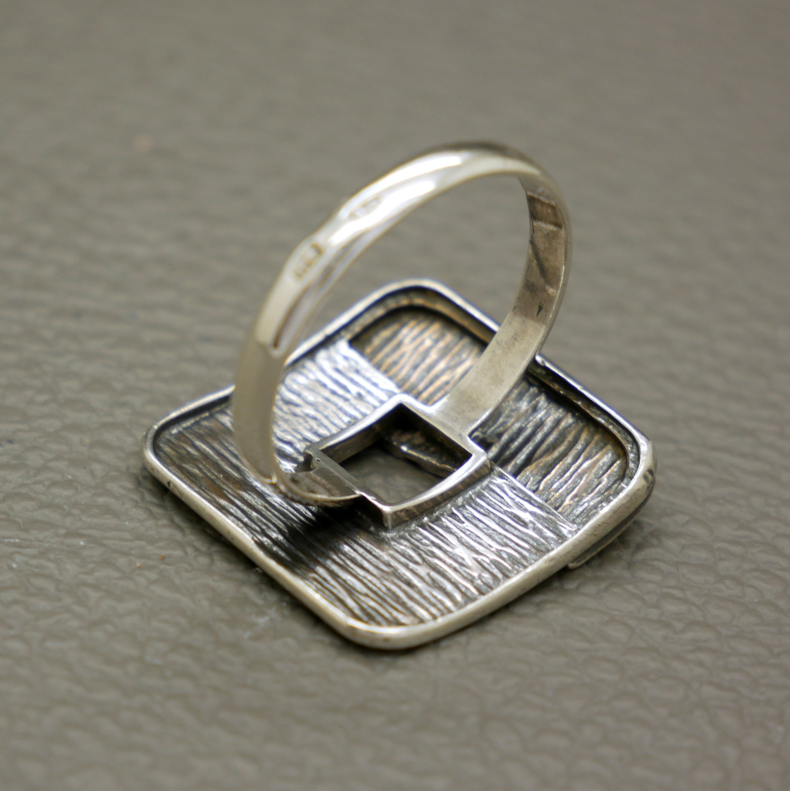 ヴィンテージ モダニスト スターリングシルバー ステートメントリング