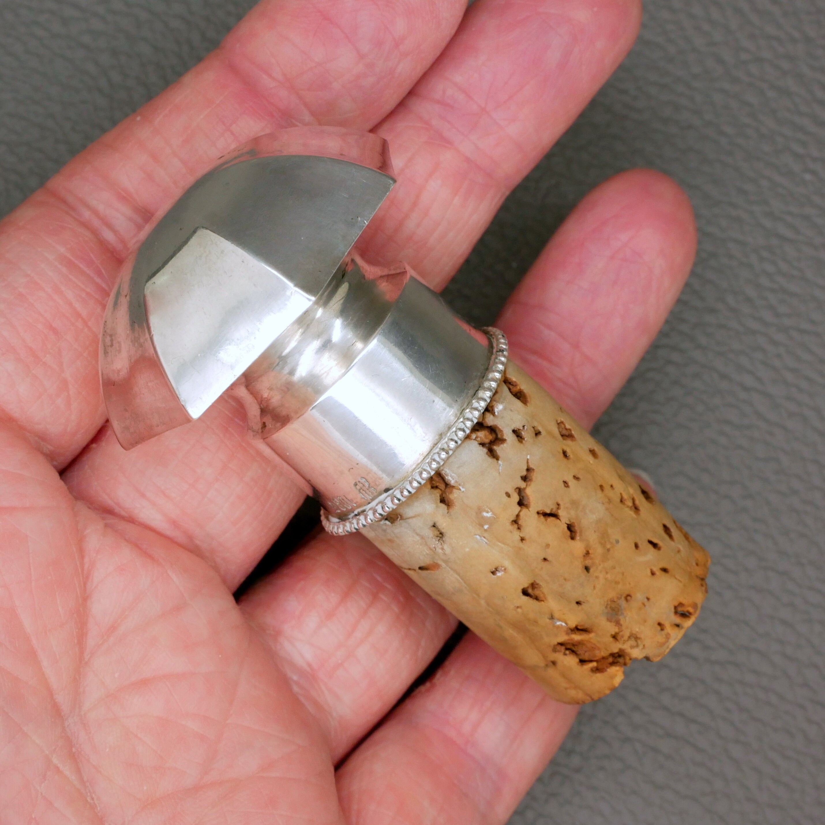 刻印入りシルバーボトルストッパー、1930 年代のアンティーク