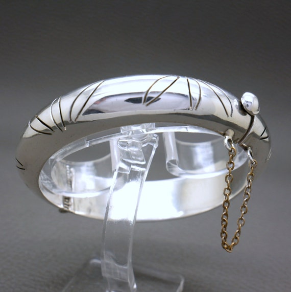 Vintage Sterling Silver Hinged Bangle Bracelet wi… - image 2