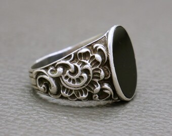 Antique Silver & Black Onyx Men's Signet Ring Size 10.25