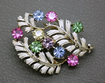 Large Spring Flower Brooch with Multicolor Crystals & Gold Tone Metal, 1970s Vintage Glamour Costume Jewelry