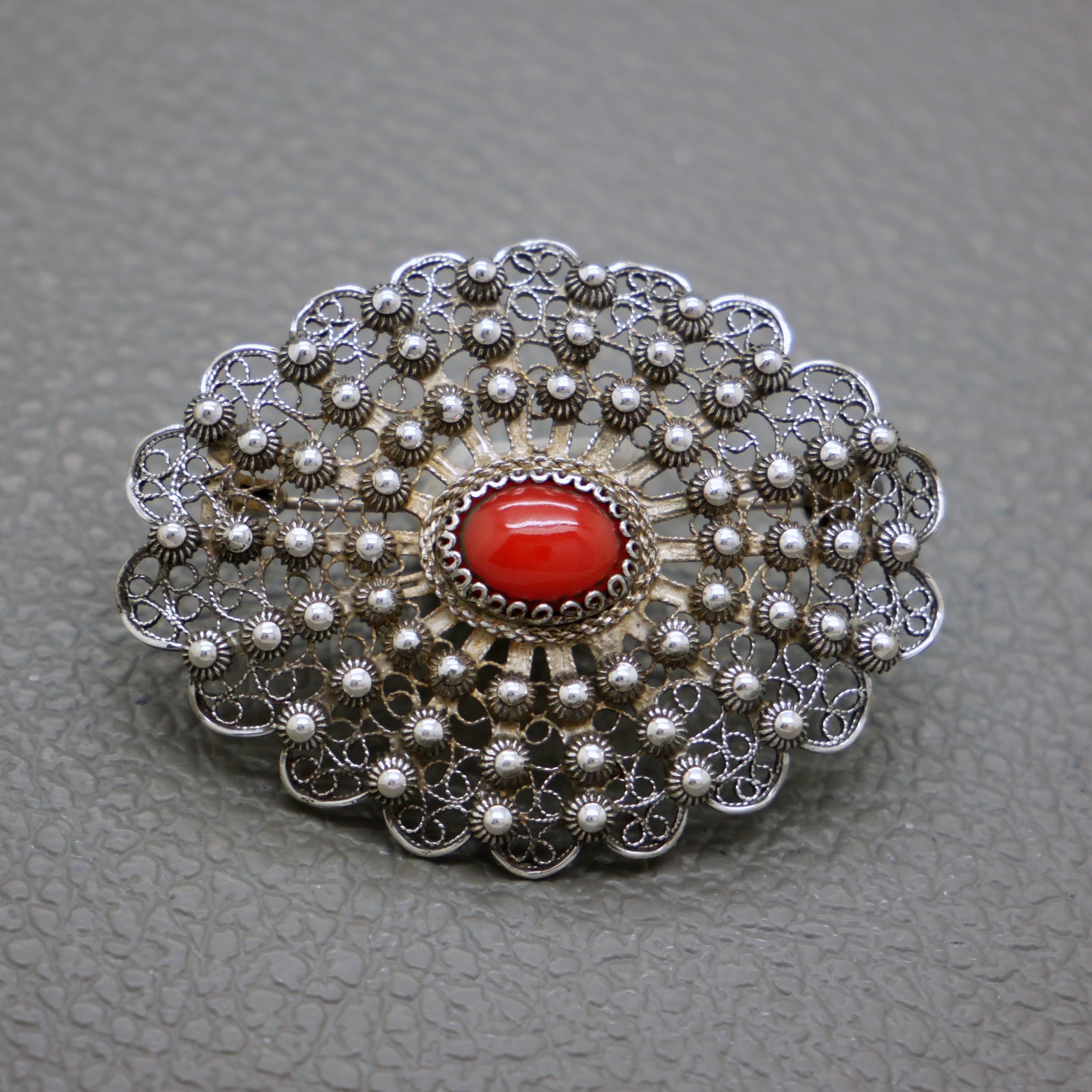 Broche Ancienne En Argent Massif Filigranée - Cabochon De Corail, Occasion Correcte
