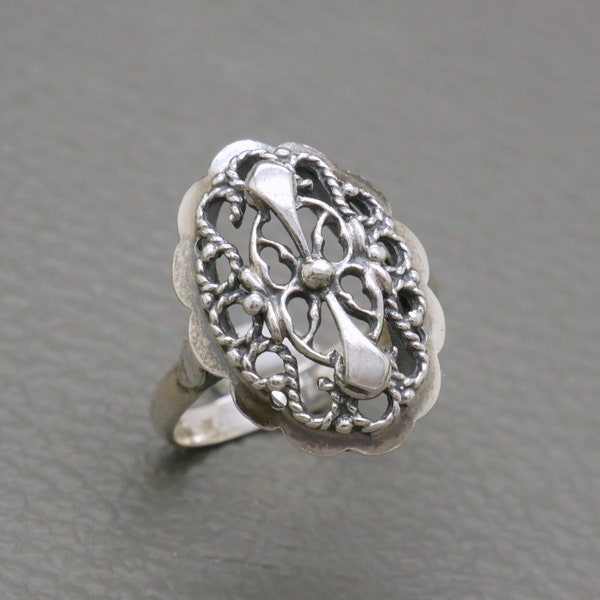 Vintage 835 Silver Ring Size 7, Dutch Heritage mid century jewelry, Handcrafted openwork silver ring