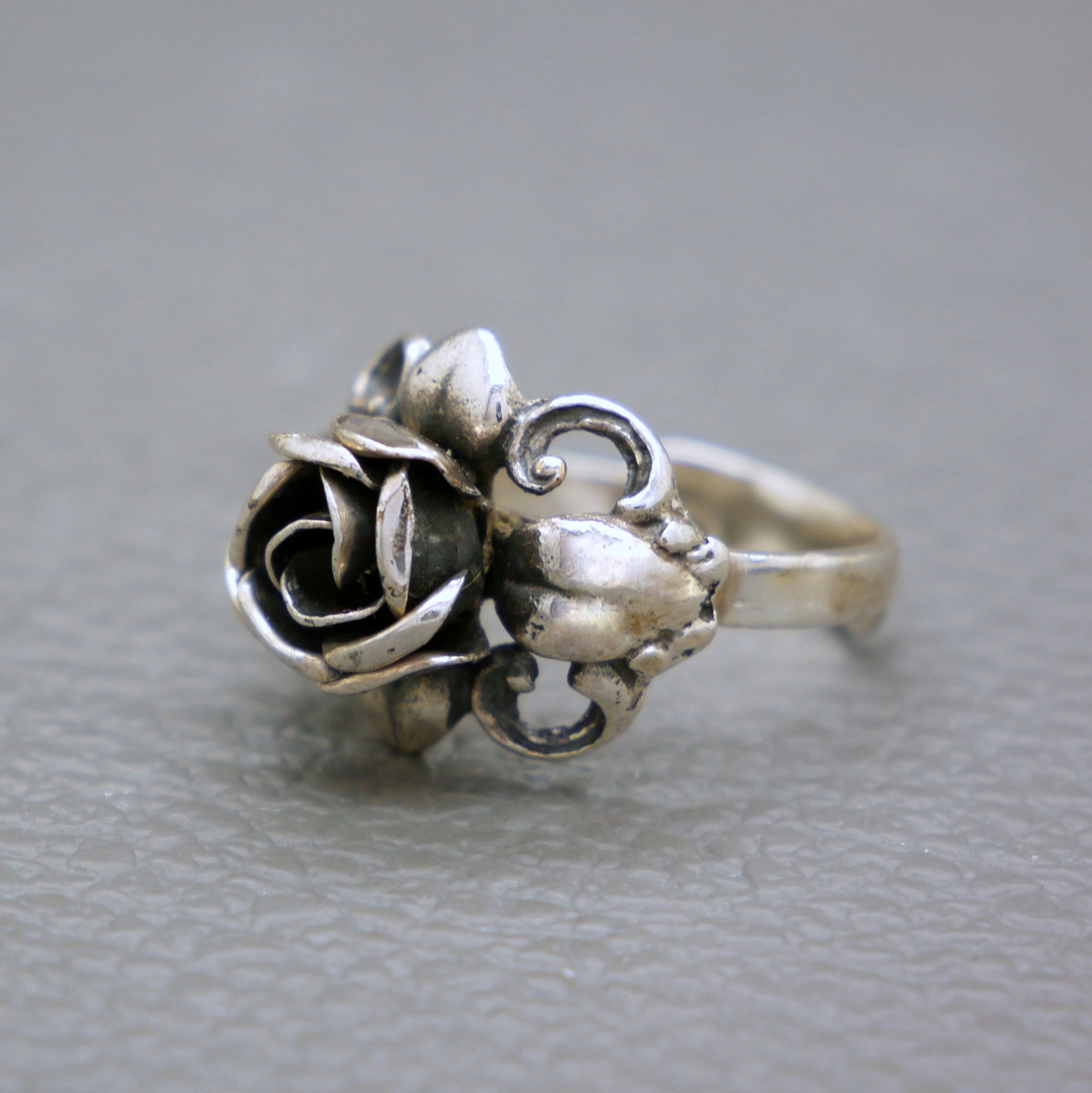 TEKA Rose Flower Sterling Silver Ring, Theodor Klotz Design TEKA Rose Flower Sterling Silver Ring, Theodor Klotz Design
