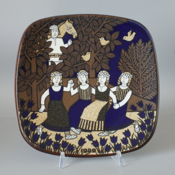Kalevala Arabia Finland 1989 Collector Plate by Raija Uosikkinen