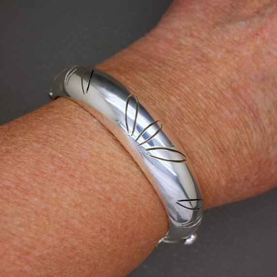 Vintage Sterling Silver Hinged Bangle Bracelet wi… - image 5