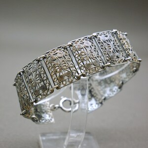 骨董、シルバー腕輪、シルバー925 Vintage 835 Silver Filigree Bracelet With Stylized Flower