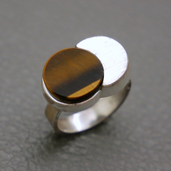 Nordic Sterling Silver & Tiger Eye Ring Size 4.50 - 1970's Scandinavian Geometric Minimalist Design Artisan Jewelry - KW5