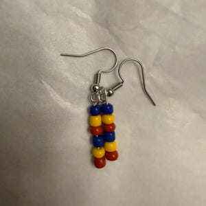 Lebendige Glasperlen Primärfarben Hängeohrringe - Handgefertigtes Schmuckset Geschenk für Sie