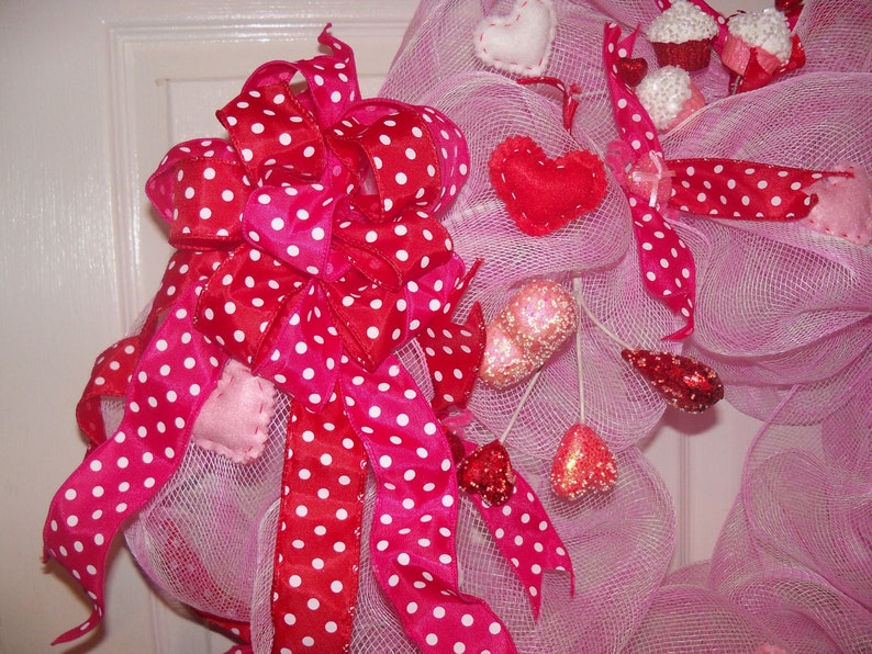 Valentine Pink and White Deco Mesh Wreath / Valentine Deco | Etsy