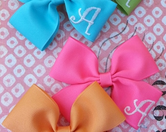 Embroidered Hair Bow with Initial
