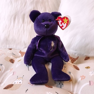 TY Beanie Babies Princess Bear / rare & retired