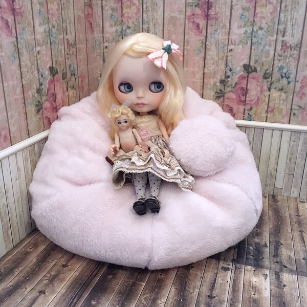 Blythe Bean Bag / ballerina pink / Faux fur