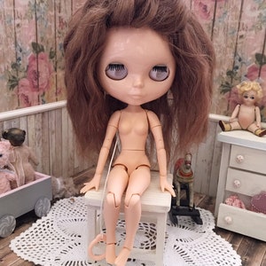 Blythe Doll for Customizing / four sets of eyes included / Blythe Doll Parts /Factory Blythe /