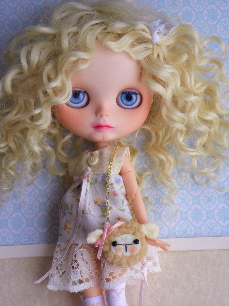 Blythe dockväska / björn / lamm / lurvig med ansikte D. Brown lamb purse