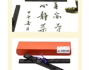 EISEN BRIEFBEHEIM LINEAL | Raffinierte Gusseisen chinesische Briefbeschwerer Penholder schwarz Farbe 20x1.8cm Versorgung Orientalartmaterial Kalligraphie Versorgung