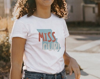 Women's Missouri USA T-Shirt - MO State of Missouri Souvenir Shirt - Girls Missouri Tee