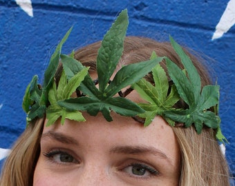 Weed Flower Crown Headband (Marijuana Leaf Crown Headpiece Cannabis 420 Music Festival Headband Pot Hippie Costume Funny)