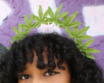 Weed Flower Crown Headband (Marijuana Leaf Crown Headpiece Cannabis 420 Music Festival Headband Pot Hippie Costume Funny)