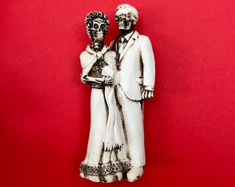 Day of the Dead Wedding Cake Topper (Halloween Topper Funny Skeleton Bride Groom Dia De Los Muetros Mexican Wedding Cake Topper Statue Gift)
