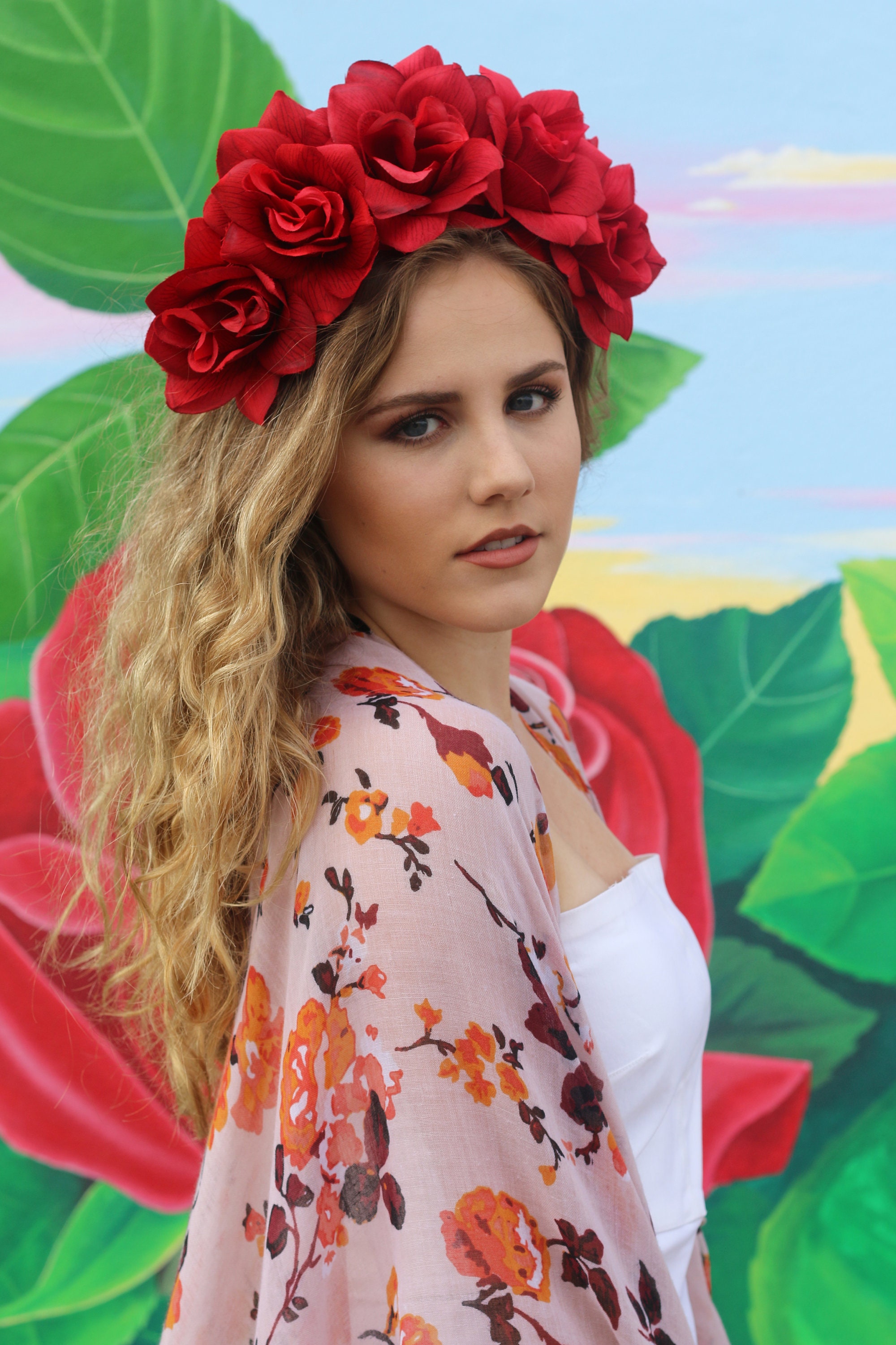 Blumenkrone Aus Kunstblumen – Rot, Verstellbar – Für Hochzeit, Festival, Fotoshooting