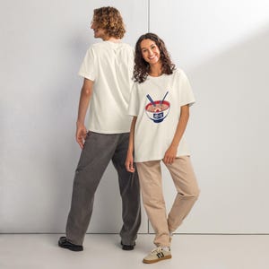 Unisex Ramen T-Shirt – Japanese Noodle Bowl Graphic Tee | Foodie Gift | Anime-Inspired | Kawaii Streetwear