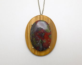 Olive wood pendant with Dragon Blood Jasper gemstone