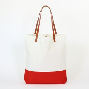 Sac en toile Greta crème orange rouge // beige blanc rayé avec anses en cuir image 3