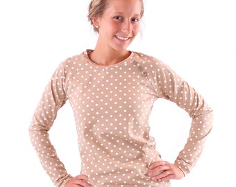 Sweater "Emma" with buttons//beige with cream dots