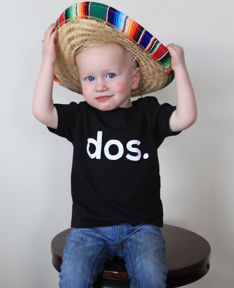 Dos Spanish Saying shirt, 2nd Birthday Shirt Second Birthday Outfit, 2nd Birthday Shirt boy or girl 2T black ready to ship last one image 1