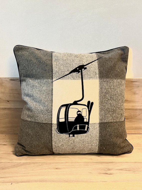 Cushion IN CABLE CAR