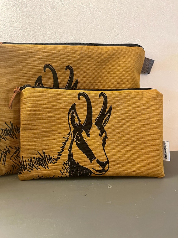 CHAMOIS pouch
